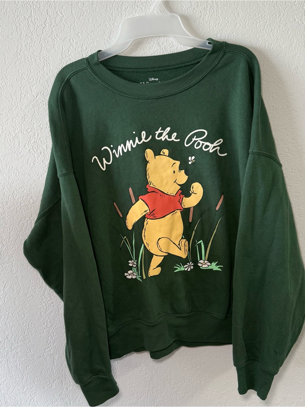 Disney Winnie The Pooh Sweatshirt Womens Large Green Graphic Crewneck
